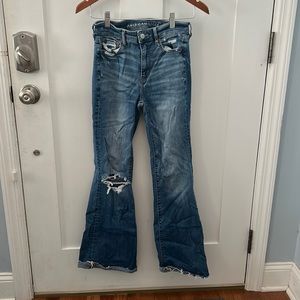 Worn twice American Eagle, high-rise flare jeans size 0.